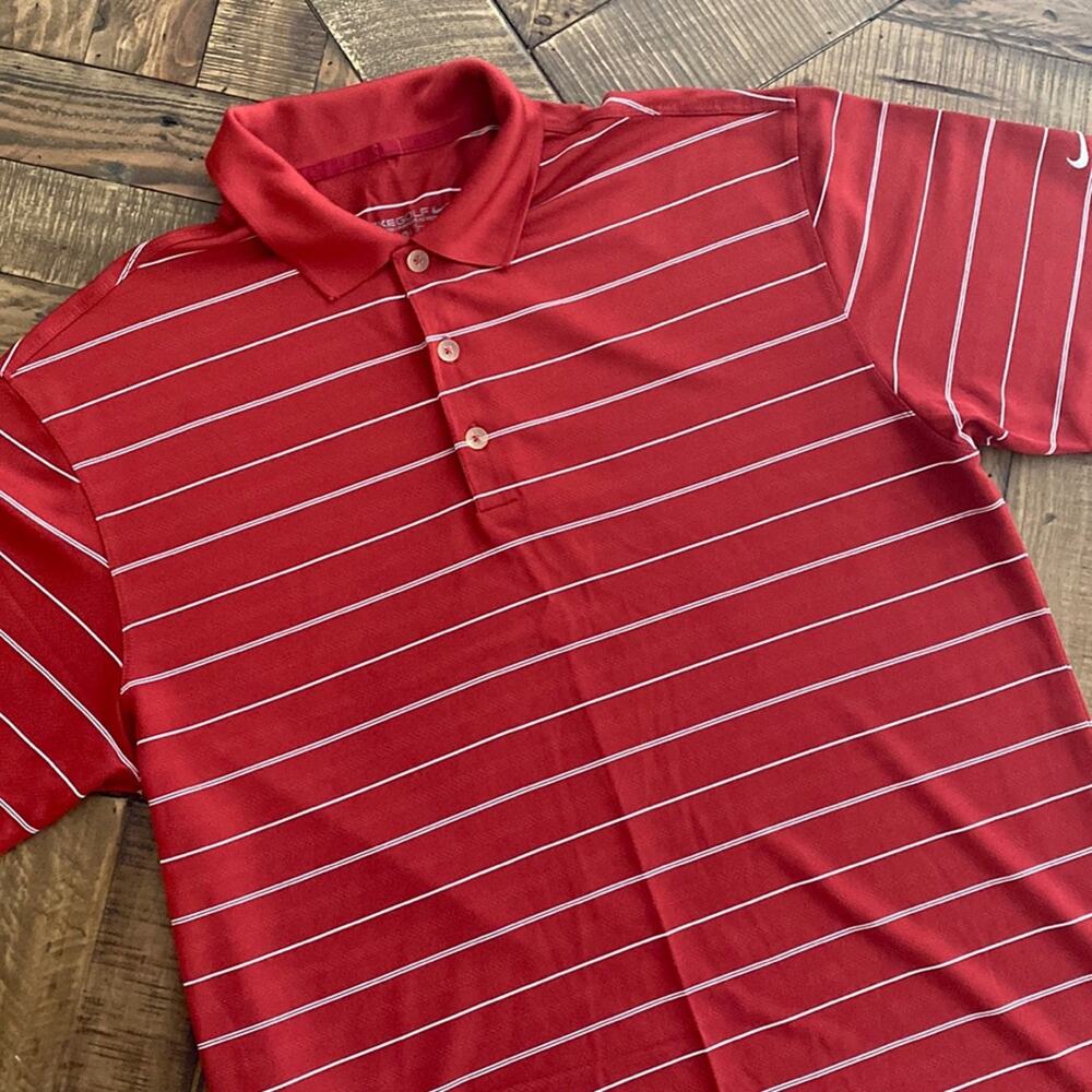 Nike Golf Mens Maroon White Striped Golf Shirt.  Size M